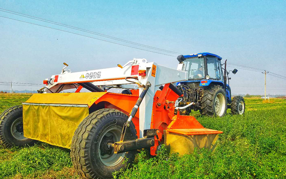 標題：9GBXQ-3.0型旋轉(zhuǎn)式切割壓扁機
瀏覽次數(shù)：63
發(fā)表時間：2023-12-12