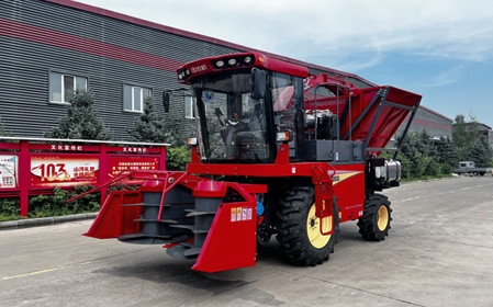標(biāo)題：呼和浩特分院“9QYZ-2.6型自走式檸條收獲機(jī)”生產(chǎn)下線
瀏覽次數(shù)：678
發(fā)表時(shí)間：2024-08-08